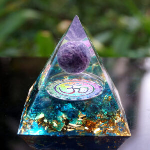 Orgonite Energy Pyramid – Amethyst Sphere & Obsidian (60mm)